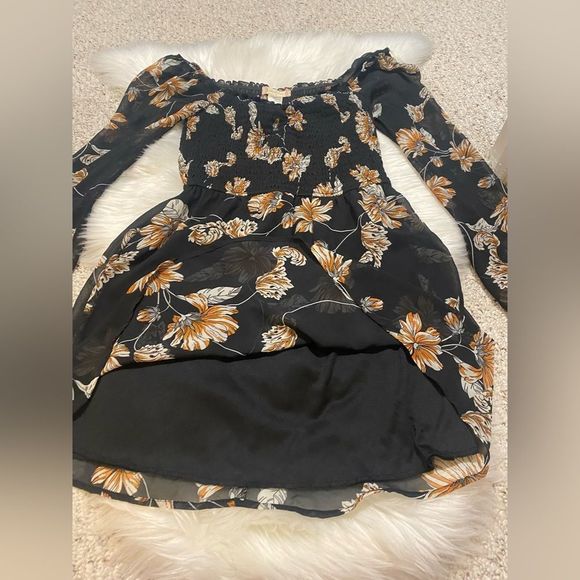 Alter’d State Off The Shoulder Floral Mini Dress - Picture 2 of 7